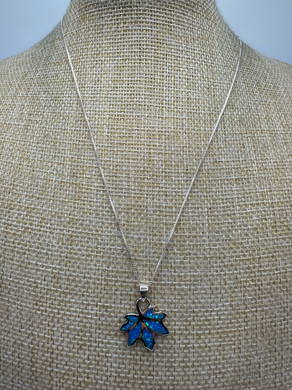 Blue Opal Leaf Sterling Silver Pendant Necklace - Hallmarked 925 - Picture 2 of 8